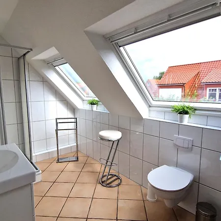 Haus Moewe 05 *